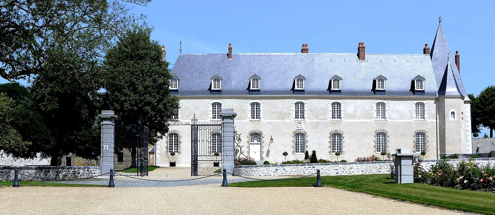 Château d'Hauterives, Château à Argentré en Mayenne