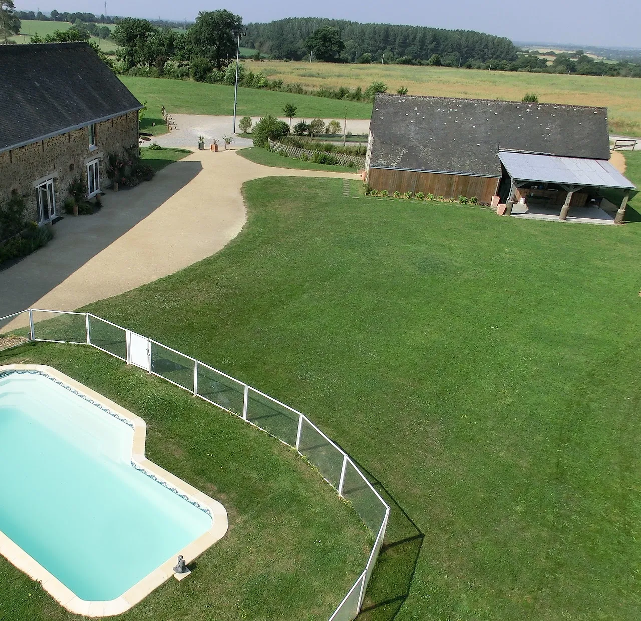 La Brochellerie, Salle à Ruillé-Froid-Fonds, mariage en Mayenne (photo 5)