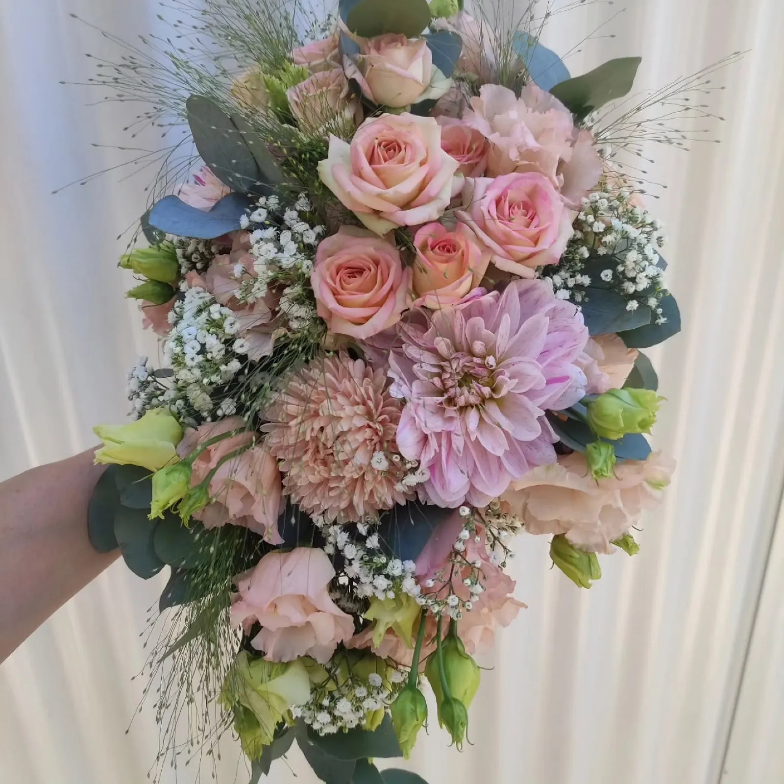 Bulle d'Oxygène, Fleuriste à Cossé-le-Vivien, mariage en Mayenne (photo 3)