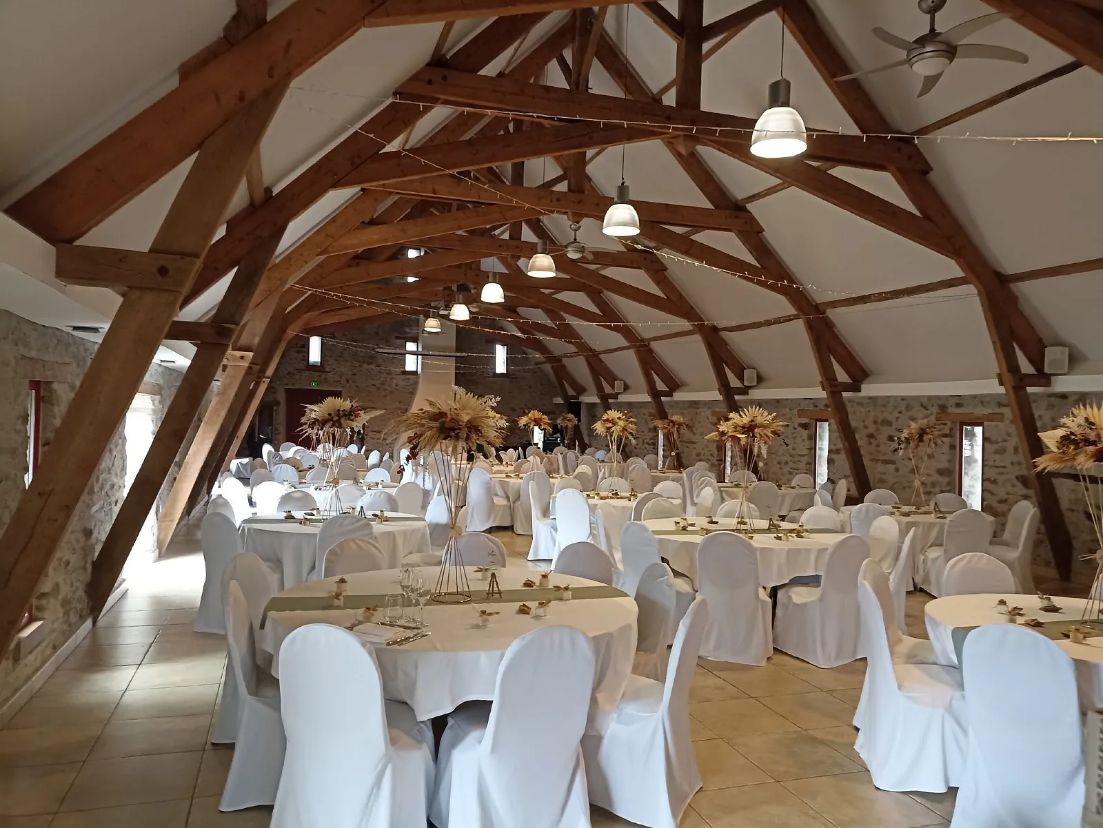 Passion Déco, Location de mobilier à Meslay-du-Maine, mariage en Mayenne (photo 2)