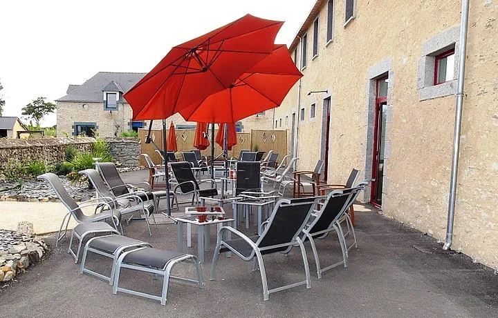 Le D à 7 faces, Salle à Parné-sur-Roc, mariage en Mayenne (photo 3)