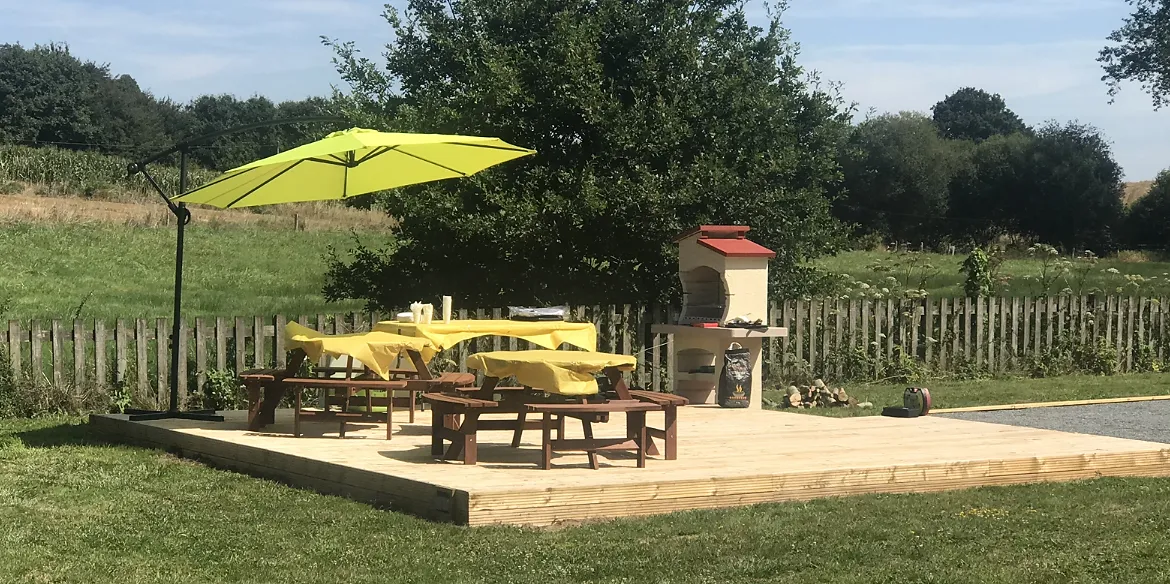 Le Moulin de la Quentinière, Domaine à Désertines, mariage en Mayenne (photo 3)