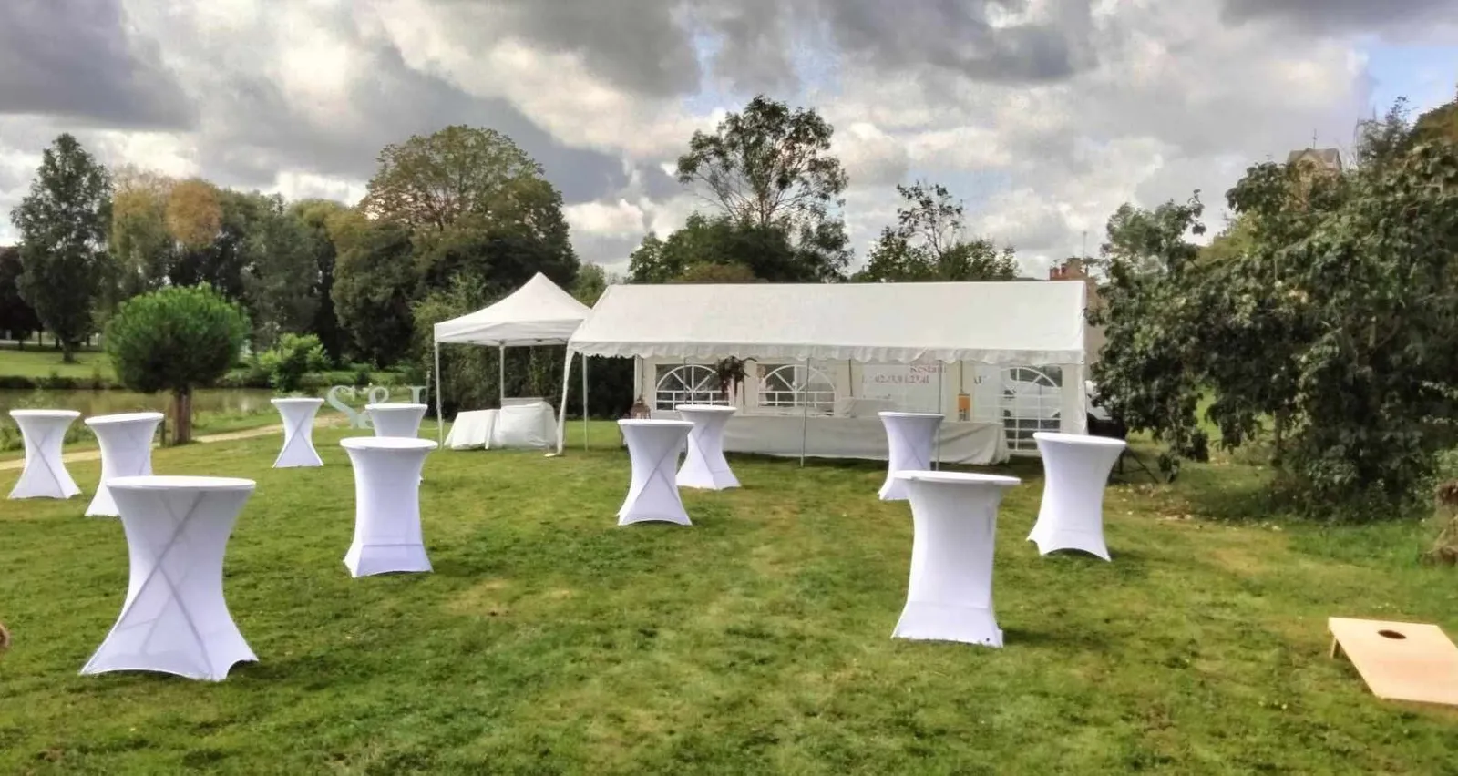 Les Naïades – salle socio-culturelle, Salle à Neau, mariage en Mayenne (photo 3)